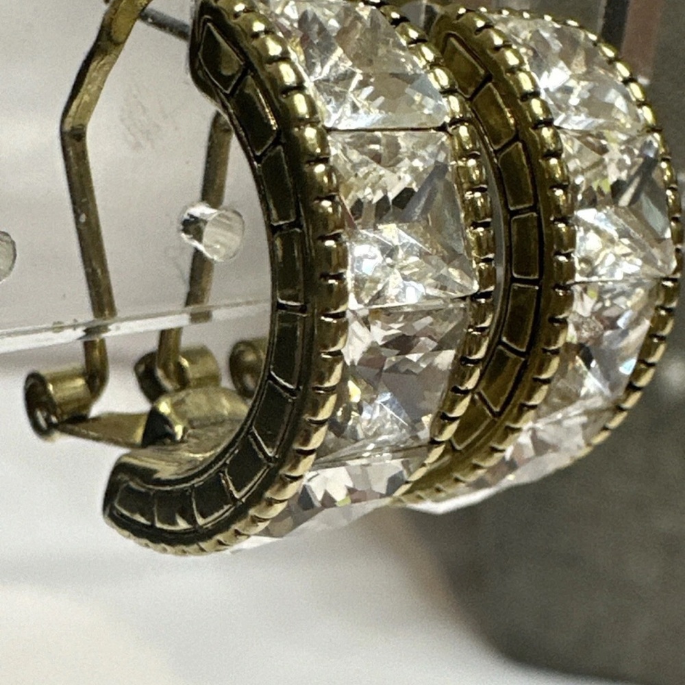 Chic Gold and Crystal Hoop Earrings